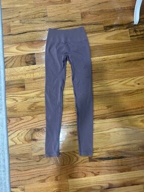 Women’s High-Waist Taupe Leggings